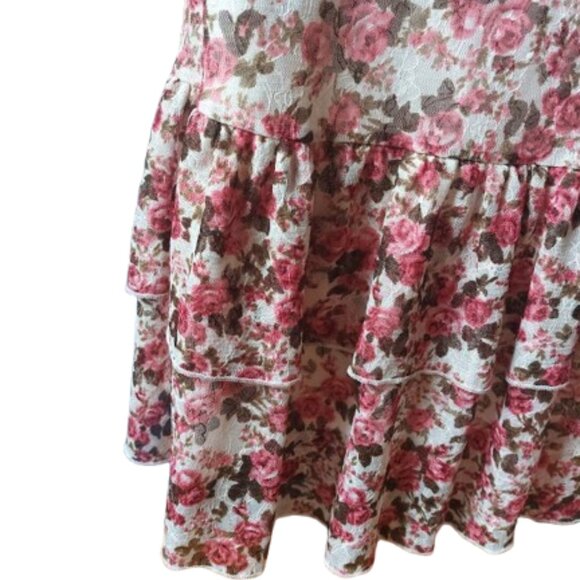 Pink and White Floral Print Dress and Shrug Set Size Medium - Picture 8 of 12